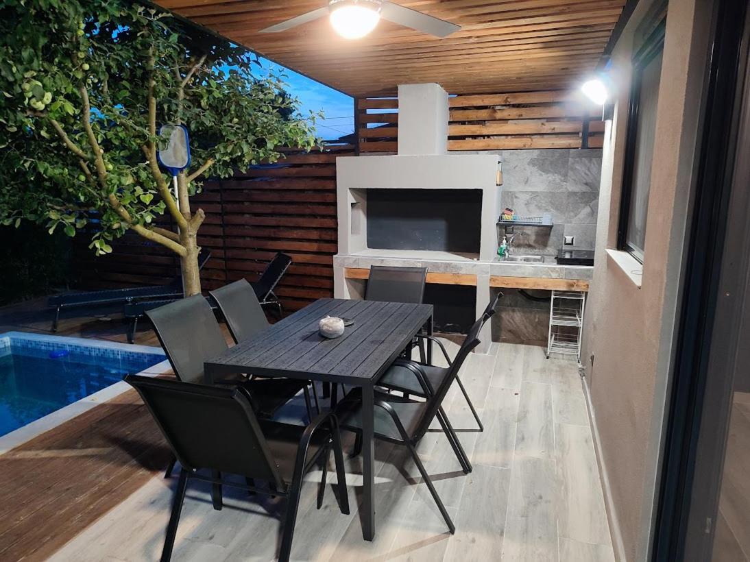 Mosquito Luxury Studio كيراموتي المظهر الخارجي الصورة